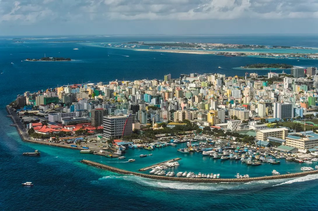 Hilton Award Prices Hit 300,000 Points for First Time: The Category 8 Properties That Signal Ultra-Luxury Inflation