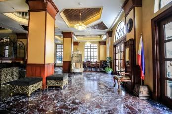 Luneta Hotel and Museum