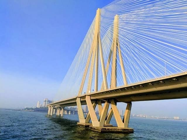 Bandra-Worli Sea Link Drive