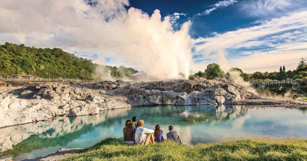 Rotorua Geothermal Tour