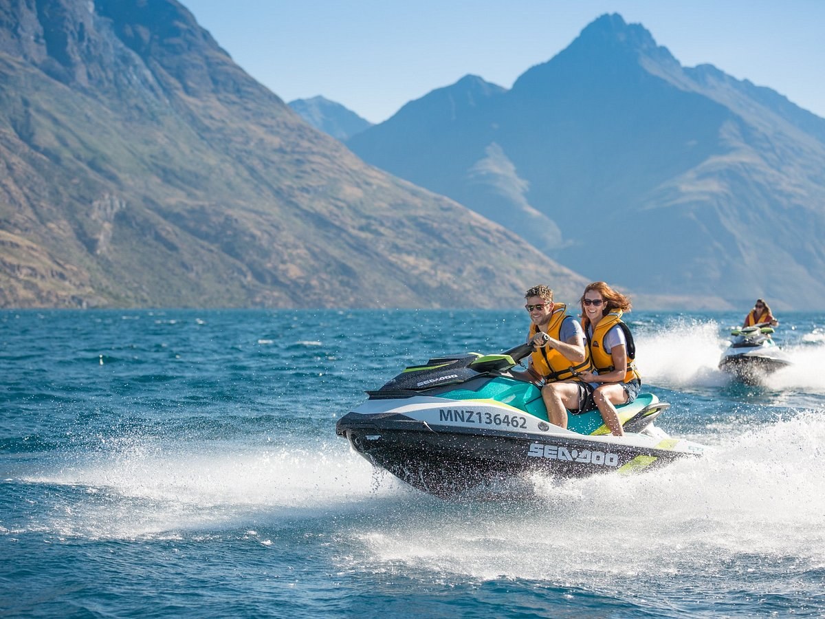Jet Skiing (Lake Wakatipu)