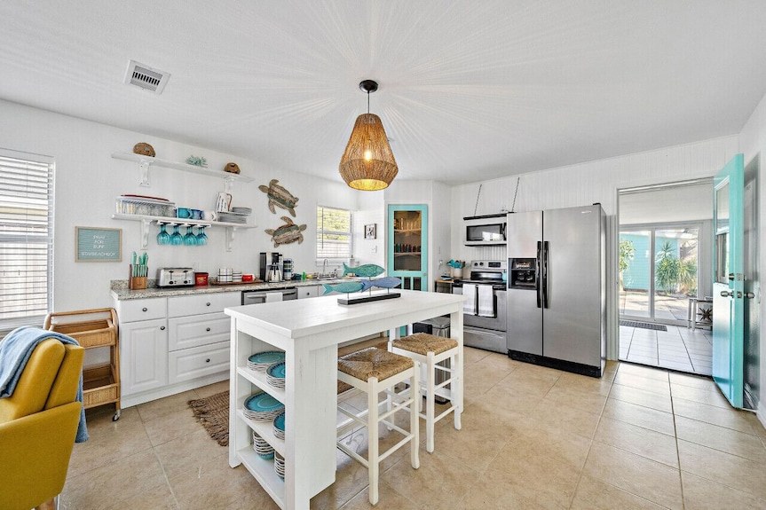 Menage Coastal Kitchen