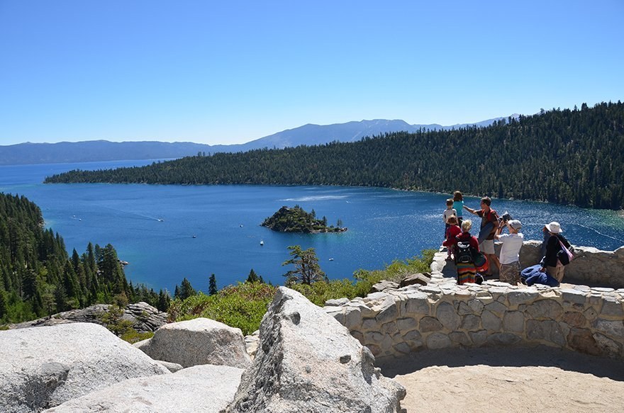 Vikingsholm Castle & Emerald Bay Kayak Tour