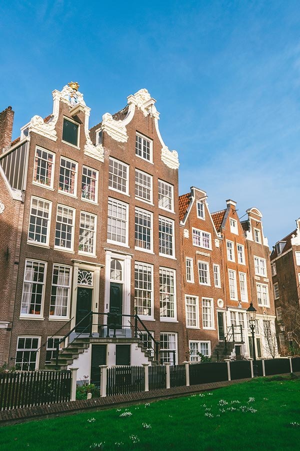 Begijnhof: Medieval Courtyard & Hidden 16th-Century Church