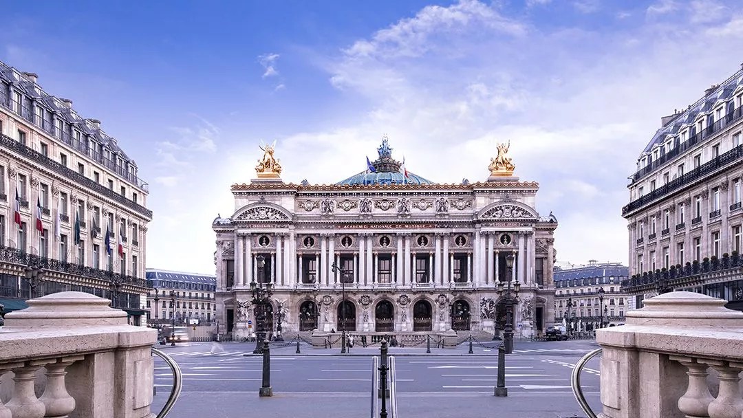 Opéra Garnier (Backstage Tour & Evening Performance)