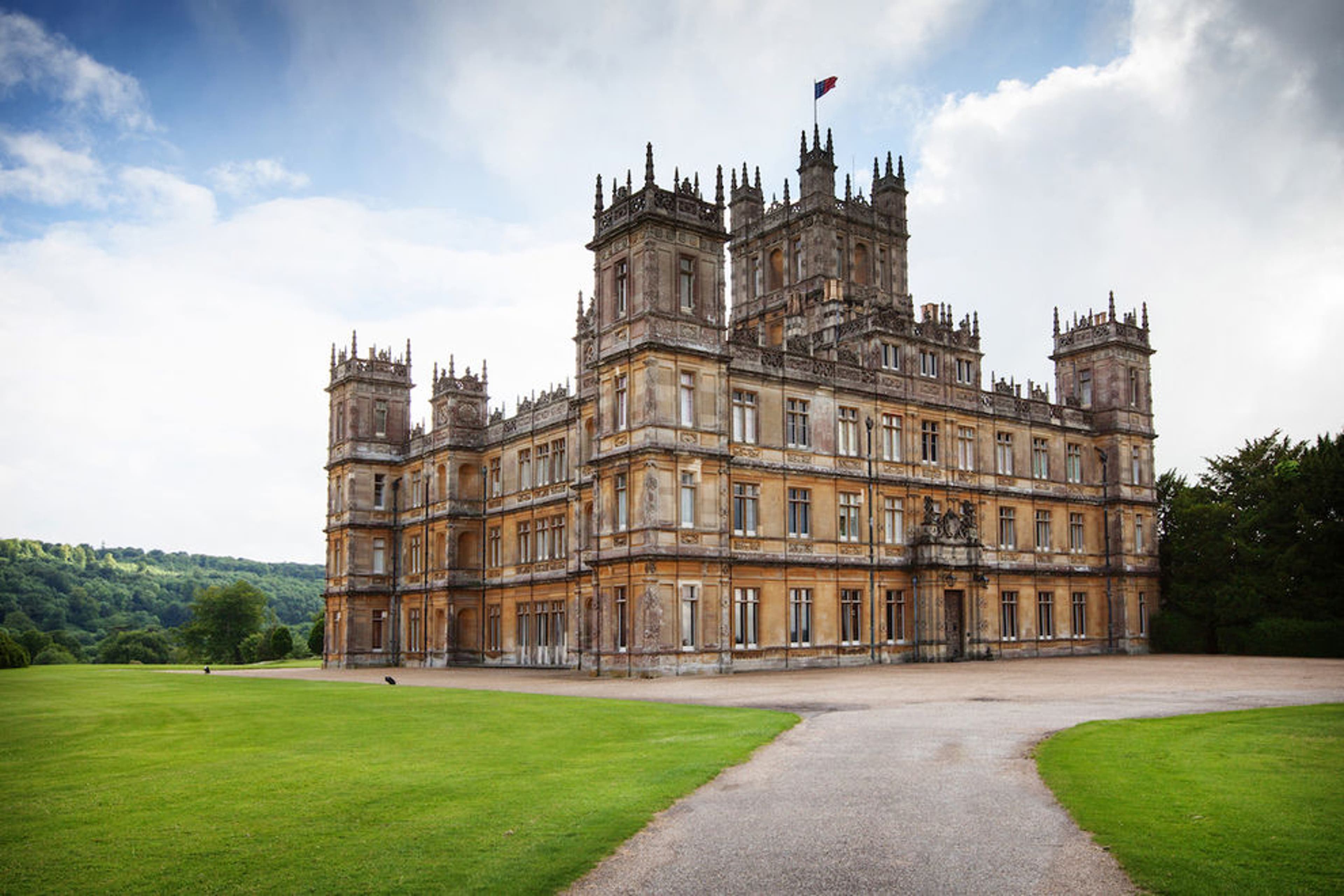Highclere Castle (Downton Abbey) & Estate
