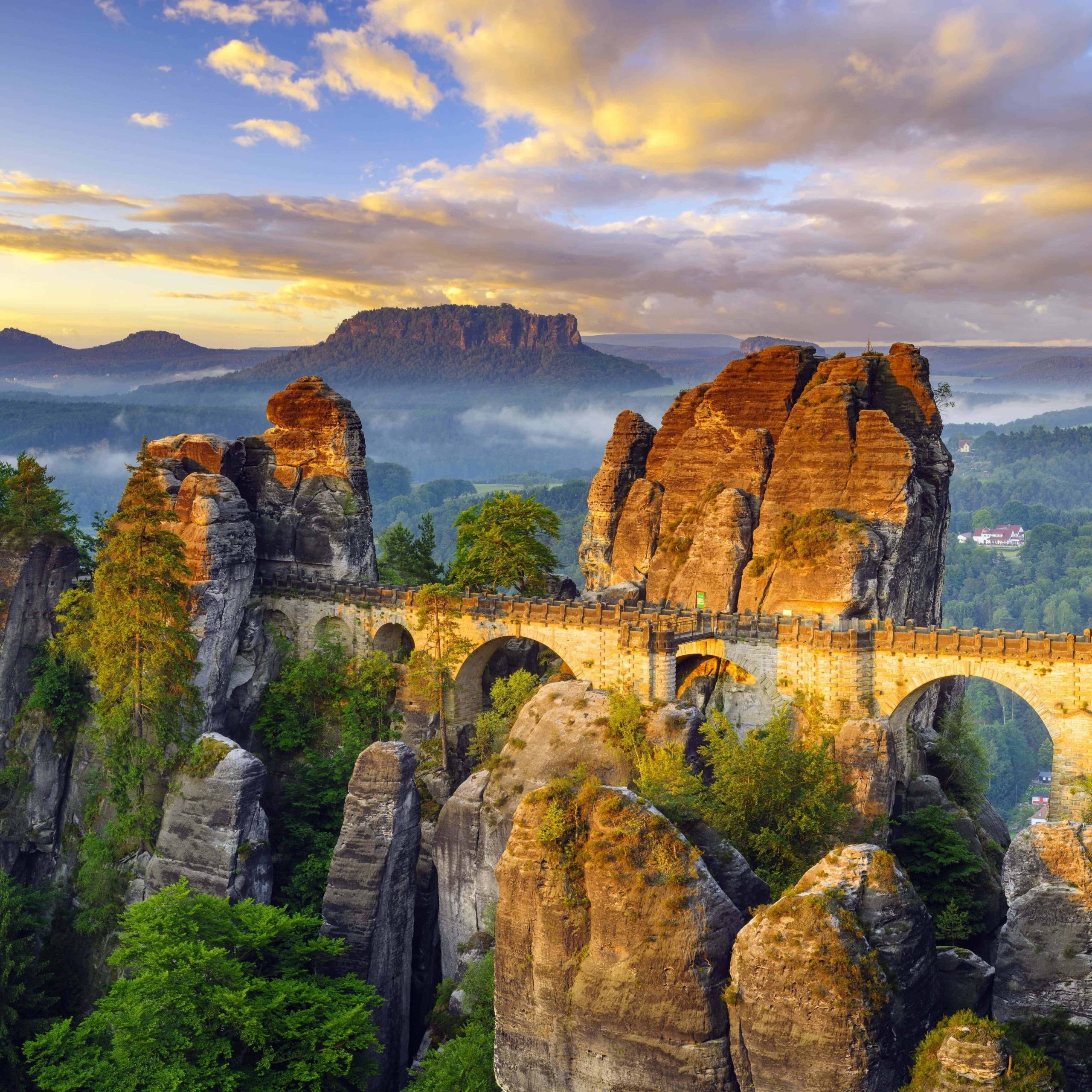 Bohemian Switzerland (Česká Švýcaraksa) Sandstone Hiking