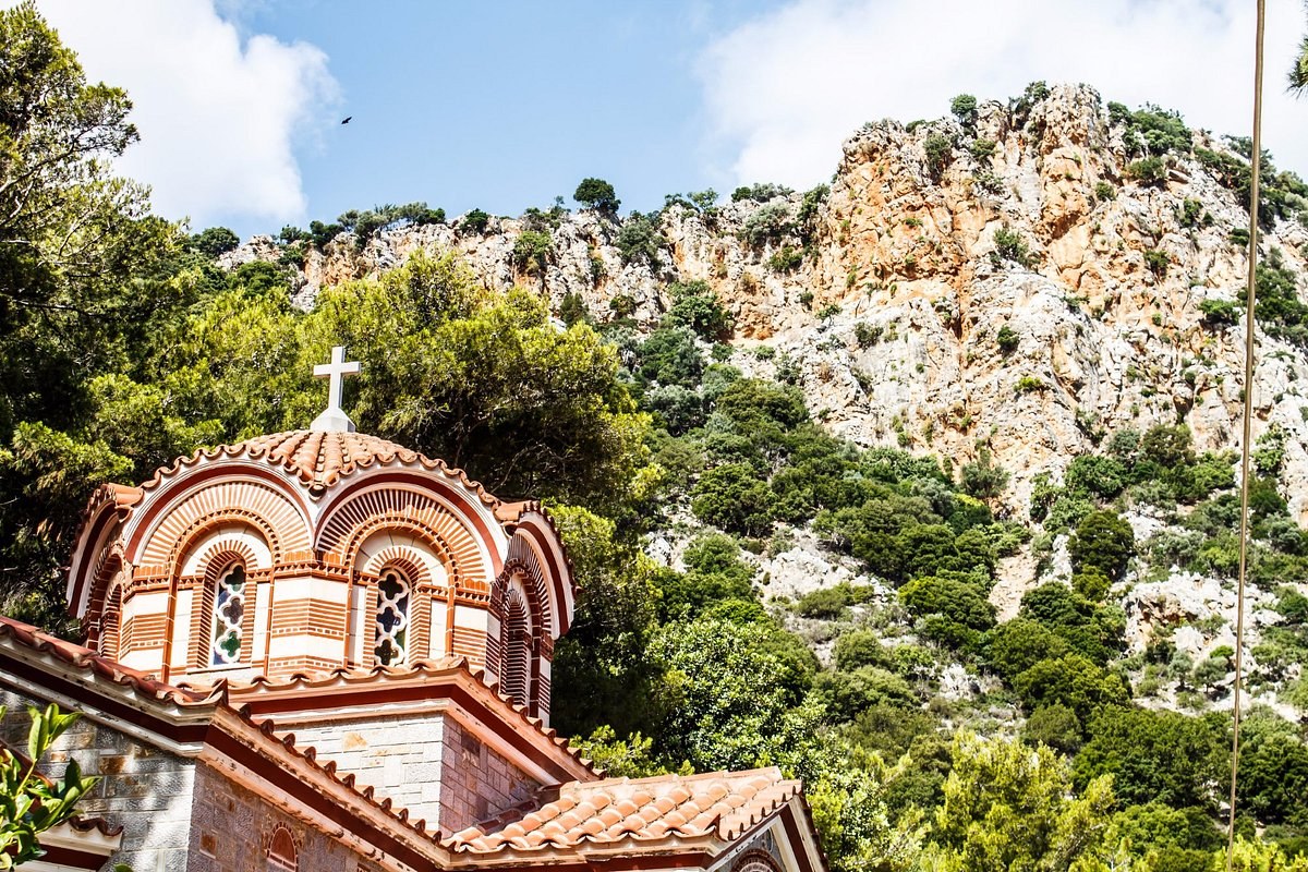 Apano Makri & Byzantine Church of Saint George