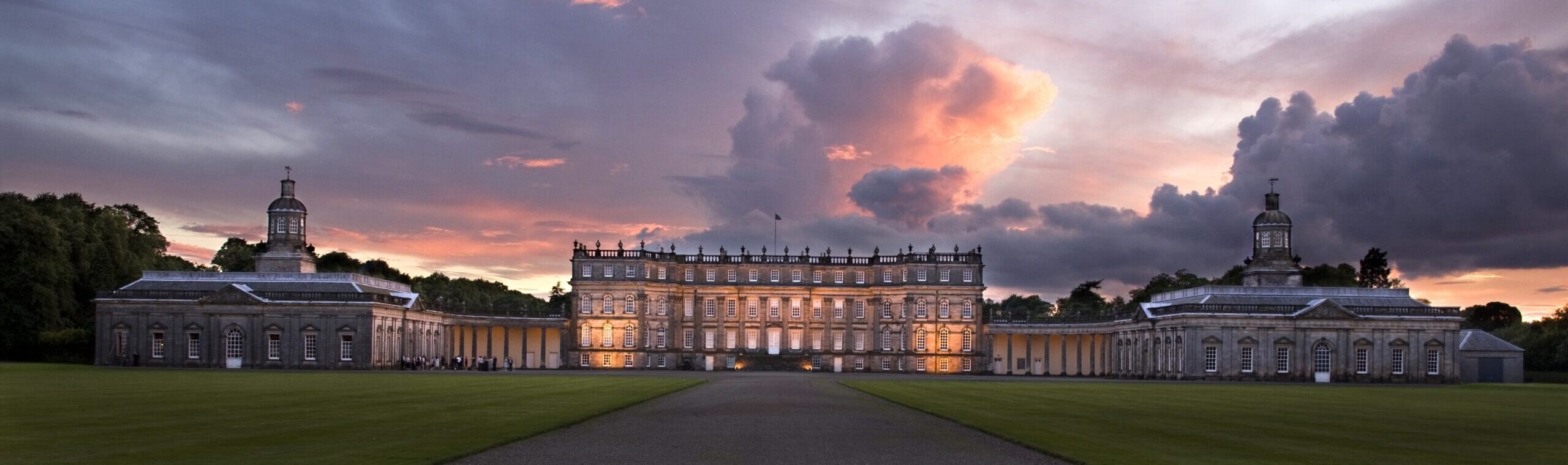 Hopetoun House & Royal Parkland Estate
