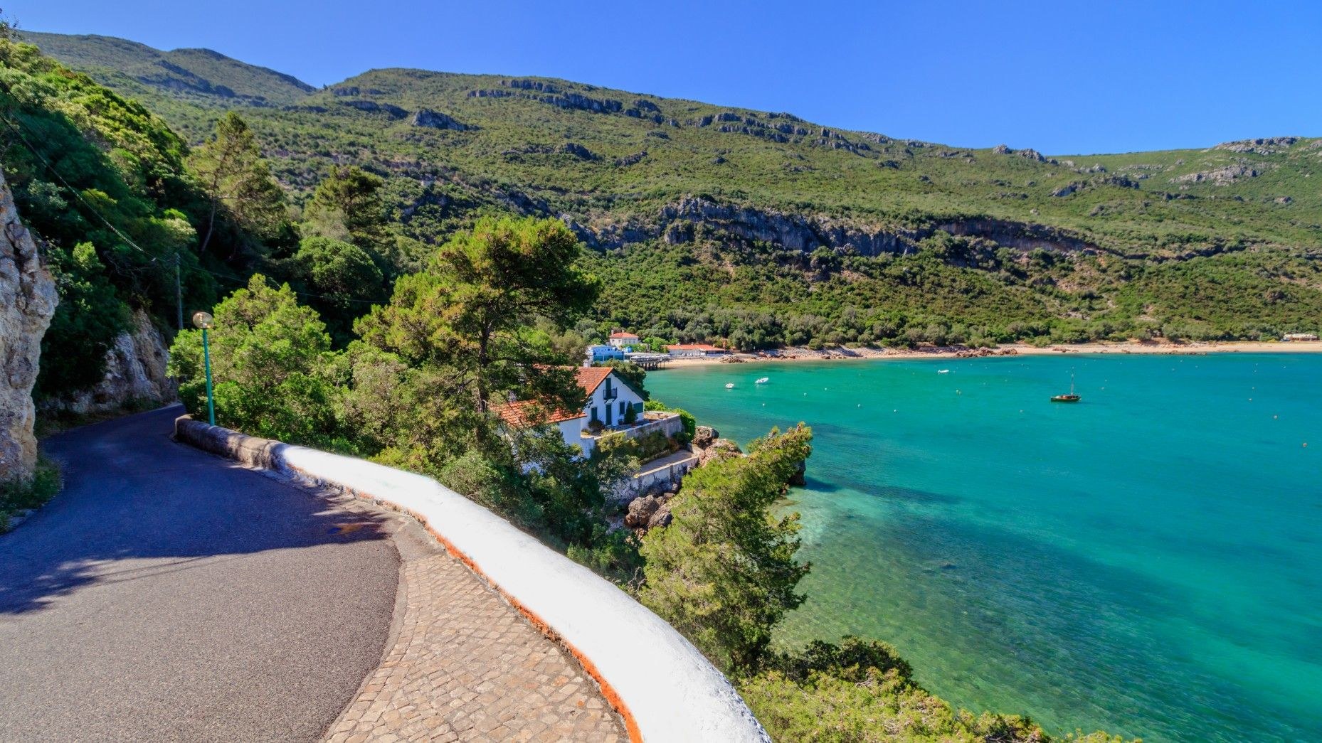 Arrábida Natural Park & Beach Escape