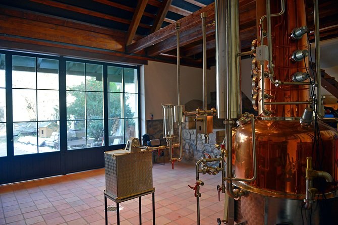 Palinka Distillery Heritage Experience (Pálinkería)