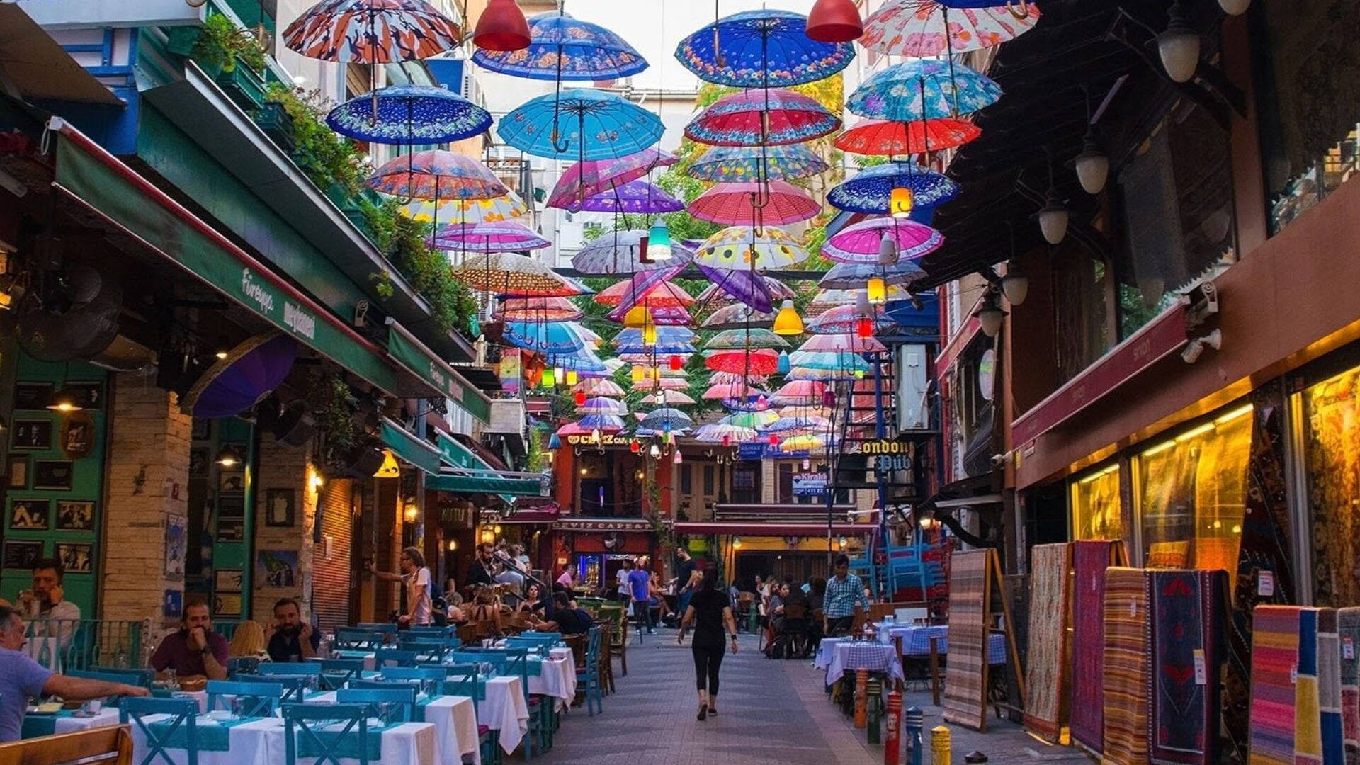 Anatolian Side Night Market Food Tour (Kuzguncuk + Kanlica)
