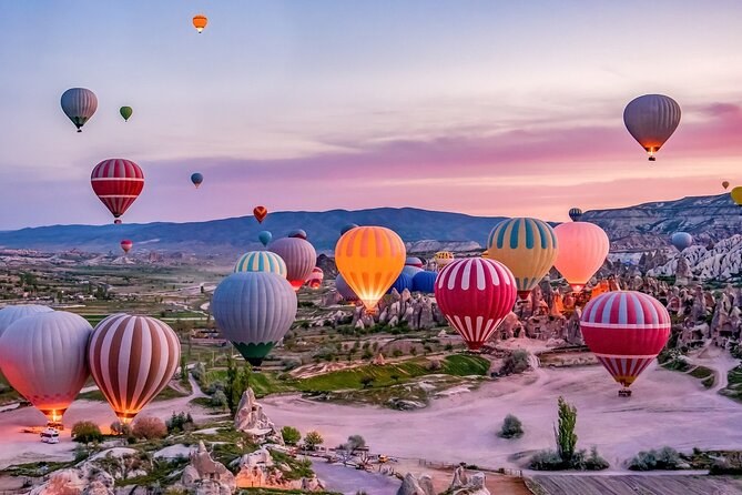 Hot Air Balloon Sunrise with Champagne Breakfast