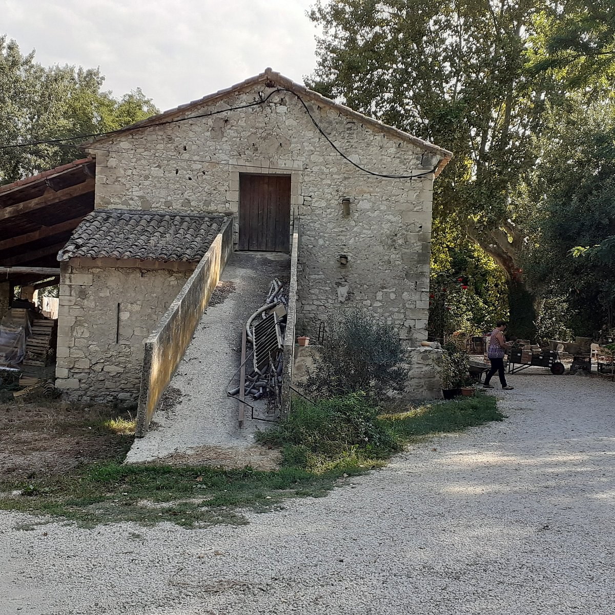 Île de la Barthelasse Organic Farm Dinner