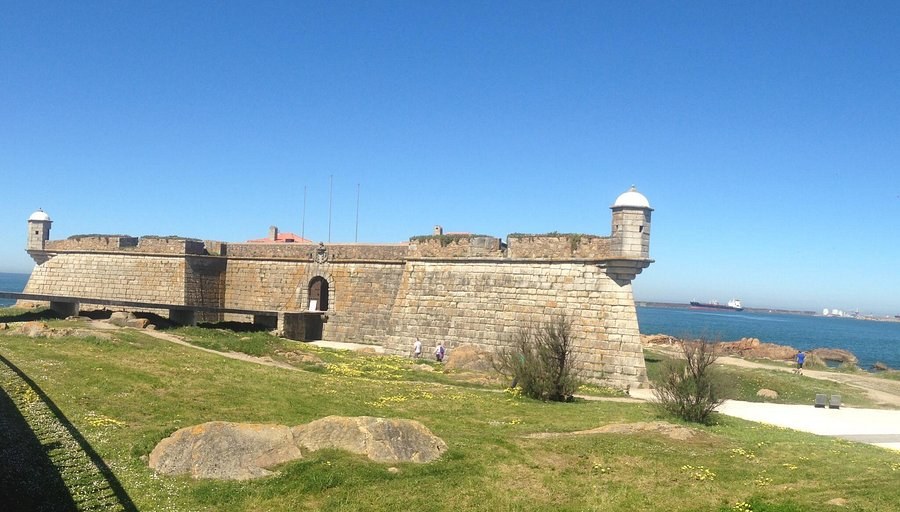 Castelo do Queijo (Fortress in the Sea)