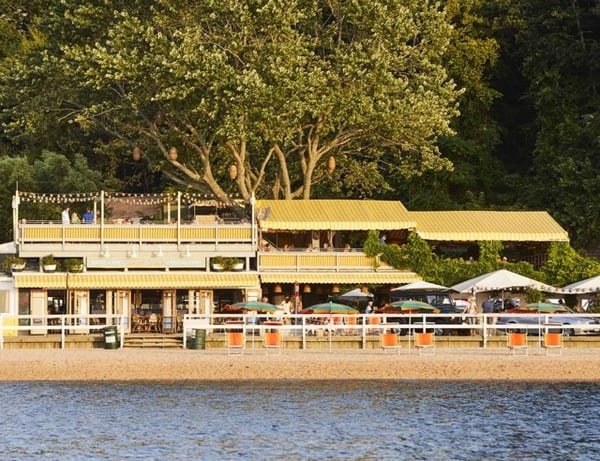 Sunset Beach Cliffside Dining (Montauk)