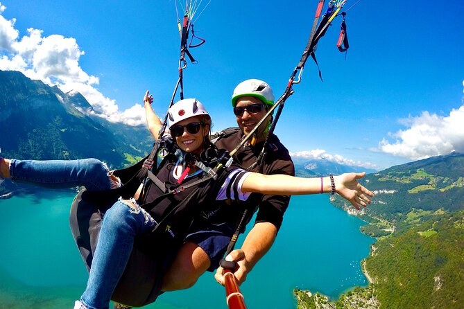 Wilderswil Paragliding – Tandem Alpine Flight