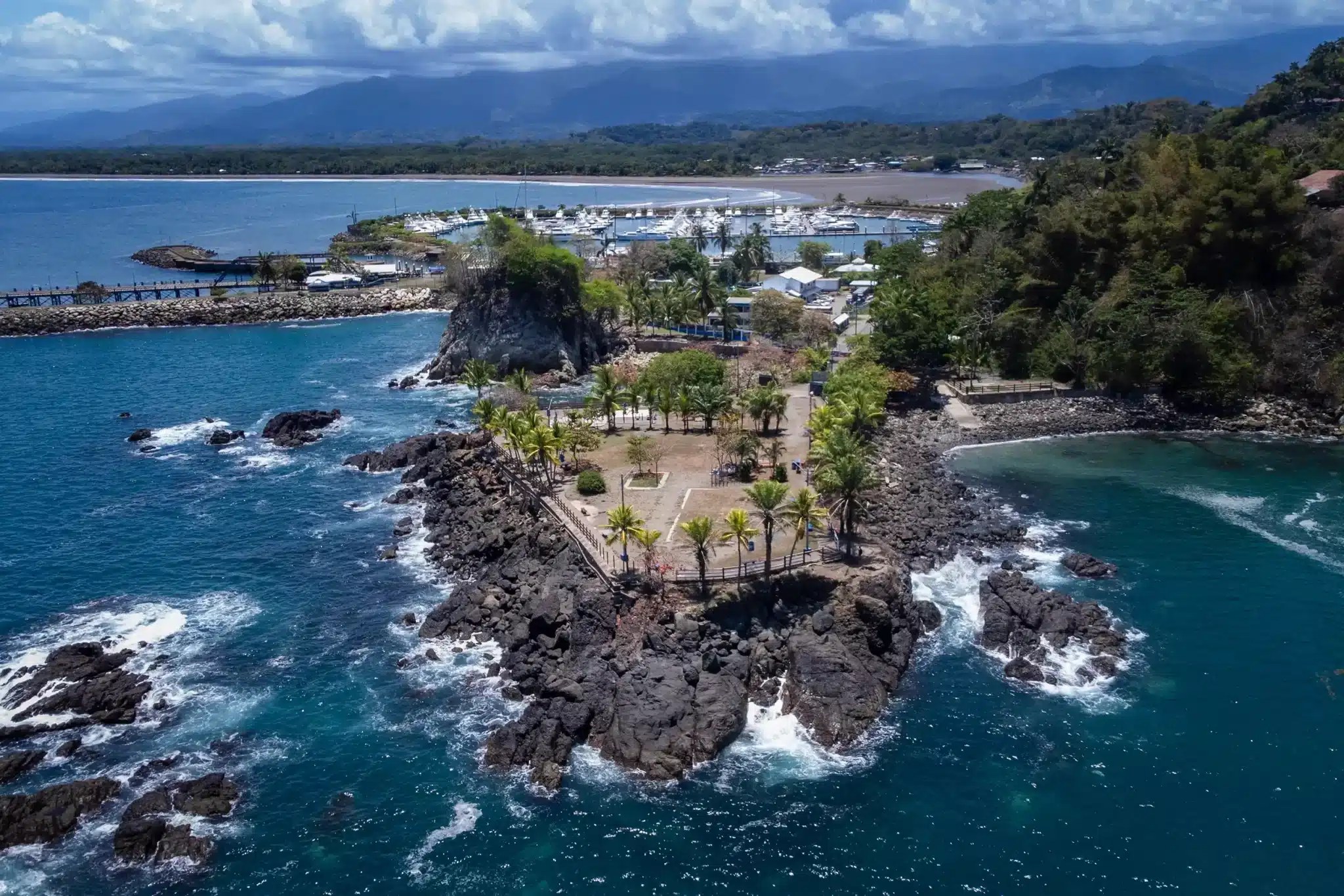 Los Camarones Hidden Cove & Tidal Pools