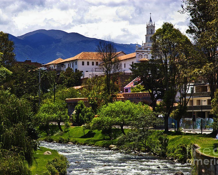 Río Tomebamba Kayaking Expedition
