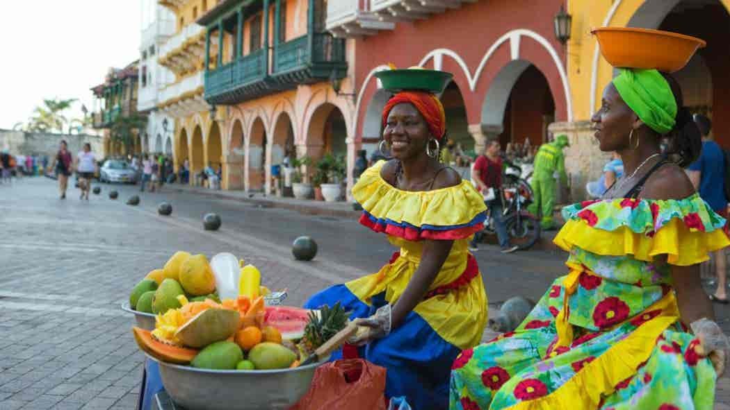 Cartagena Culinary Tour with Local Food Historian