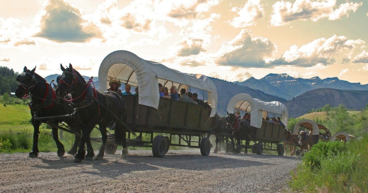 Bar-T-5 Covered Wagon Dinners