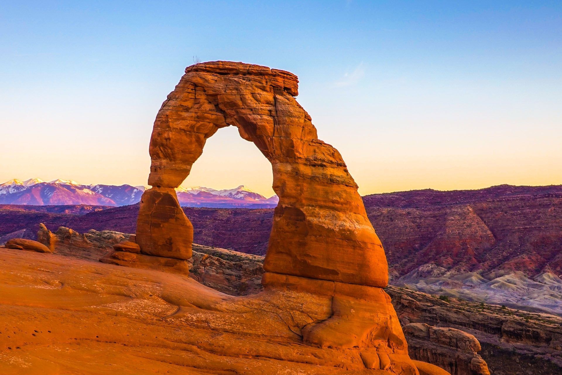 Arches National Park—Sunrise at Delicate Arch (Private Guide)