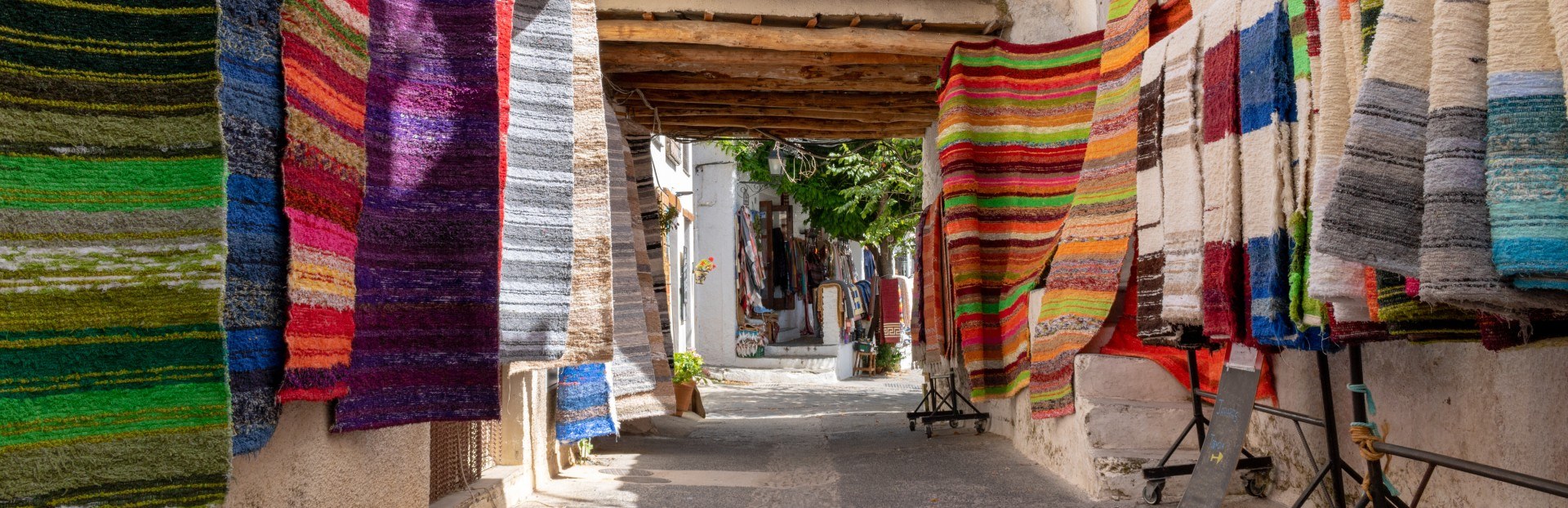 Pampaneira Cooperative Weaving Workshop
