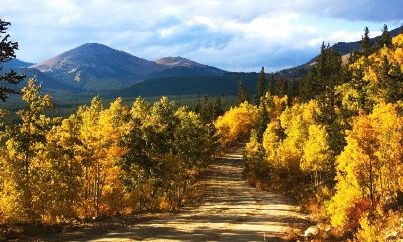 Boreas Pass Road & Ghost Town of Boreas (Mountain Biking & History)