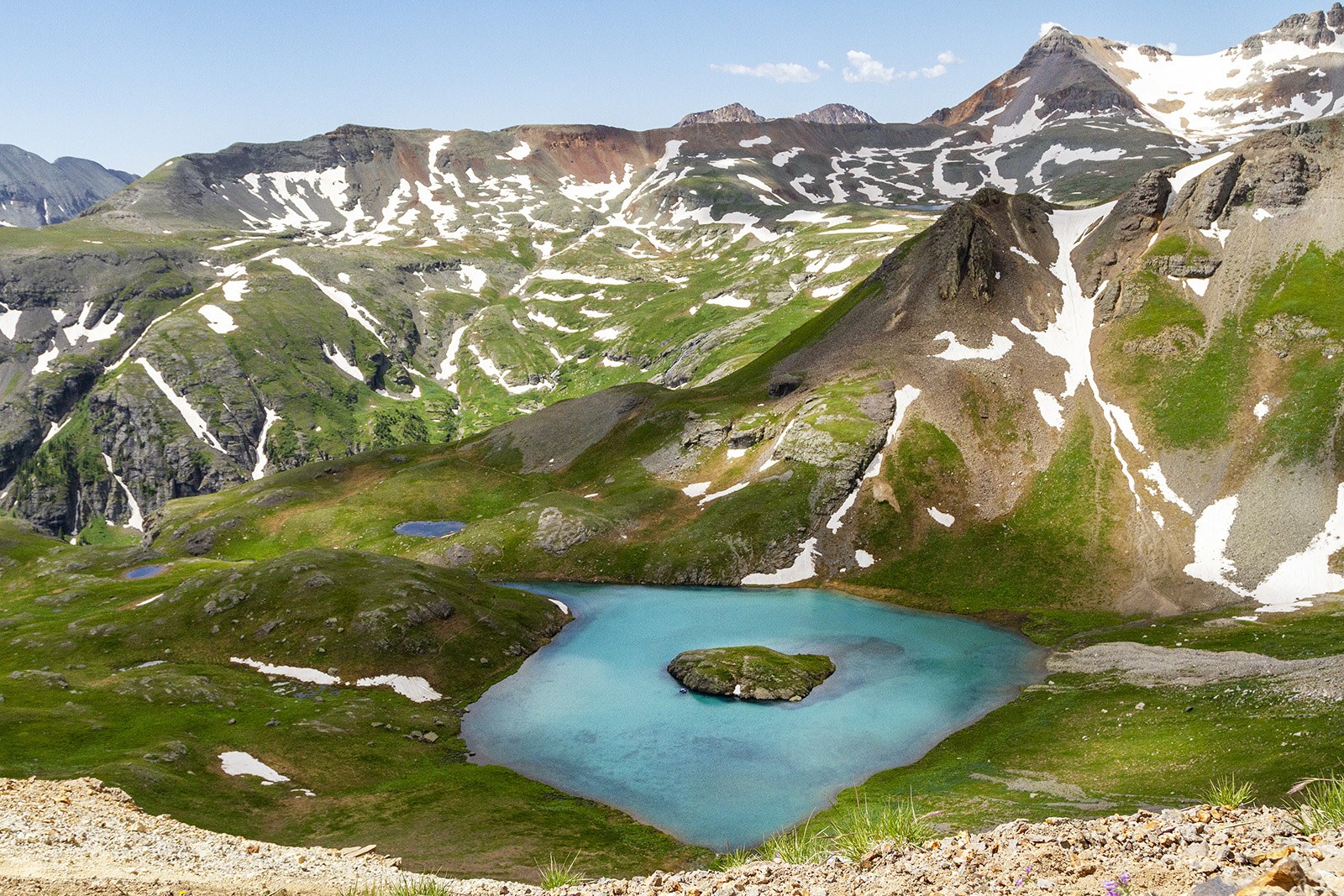 Green Lakes Trail & Basin (Day Hike with Alpine Lakes)