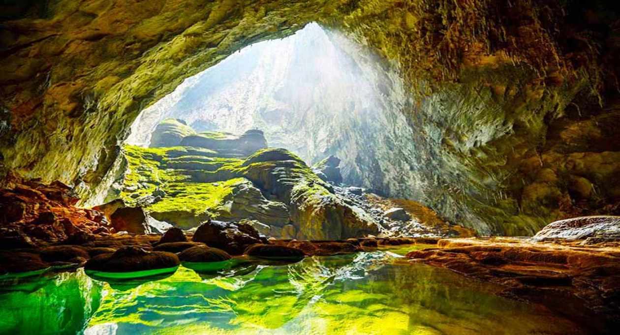Phong Nha Ke Bang Hang En Cave & Underground River Trek