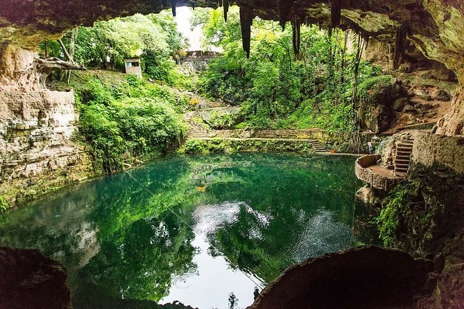 Valladolid Colonial Town & Cenote Zací