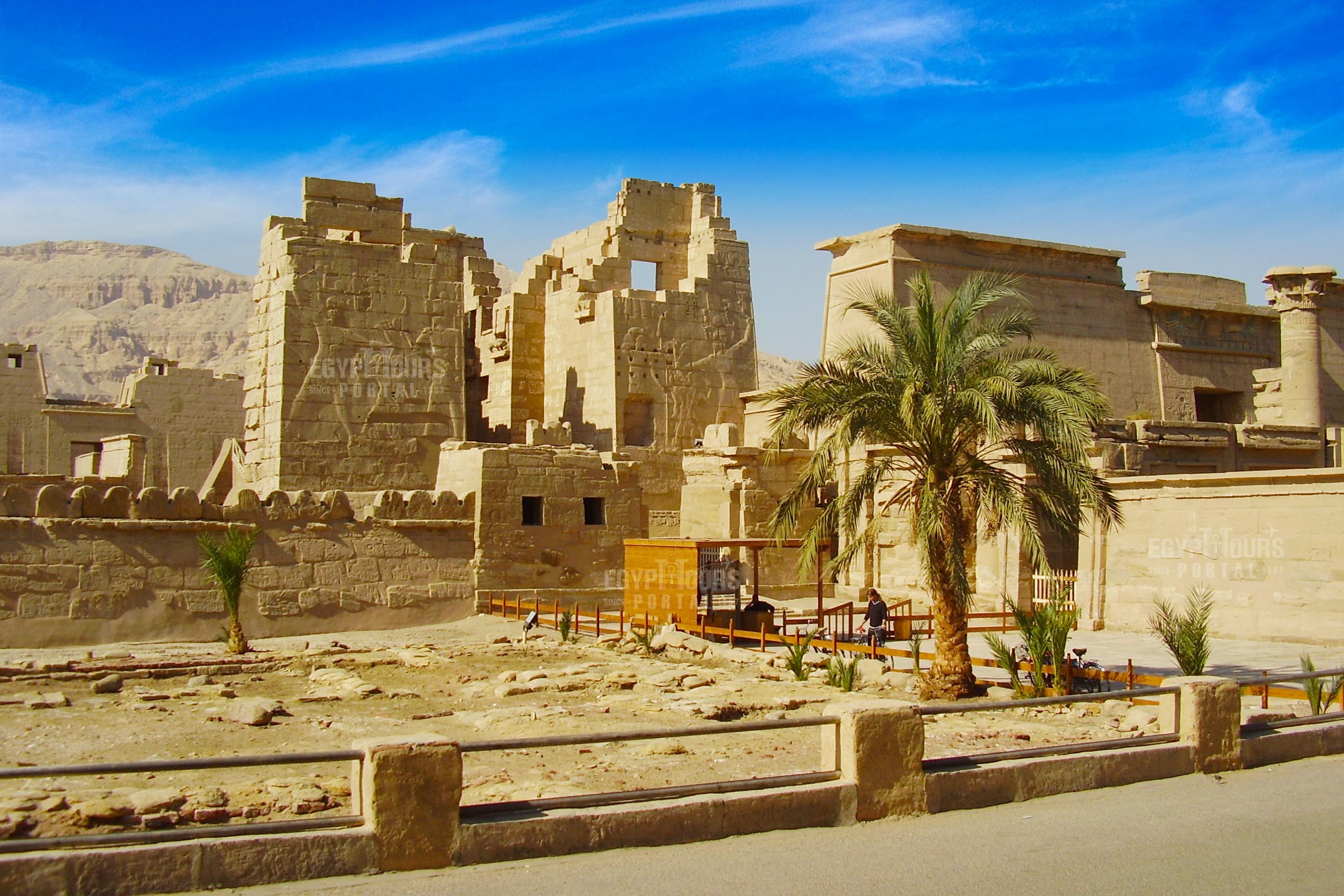 Madinet Habu: Ramesses III's Mortuary Temple Complex