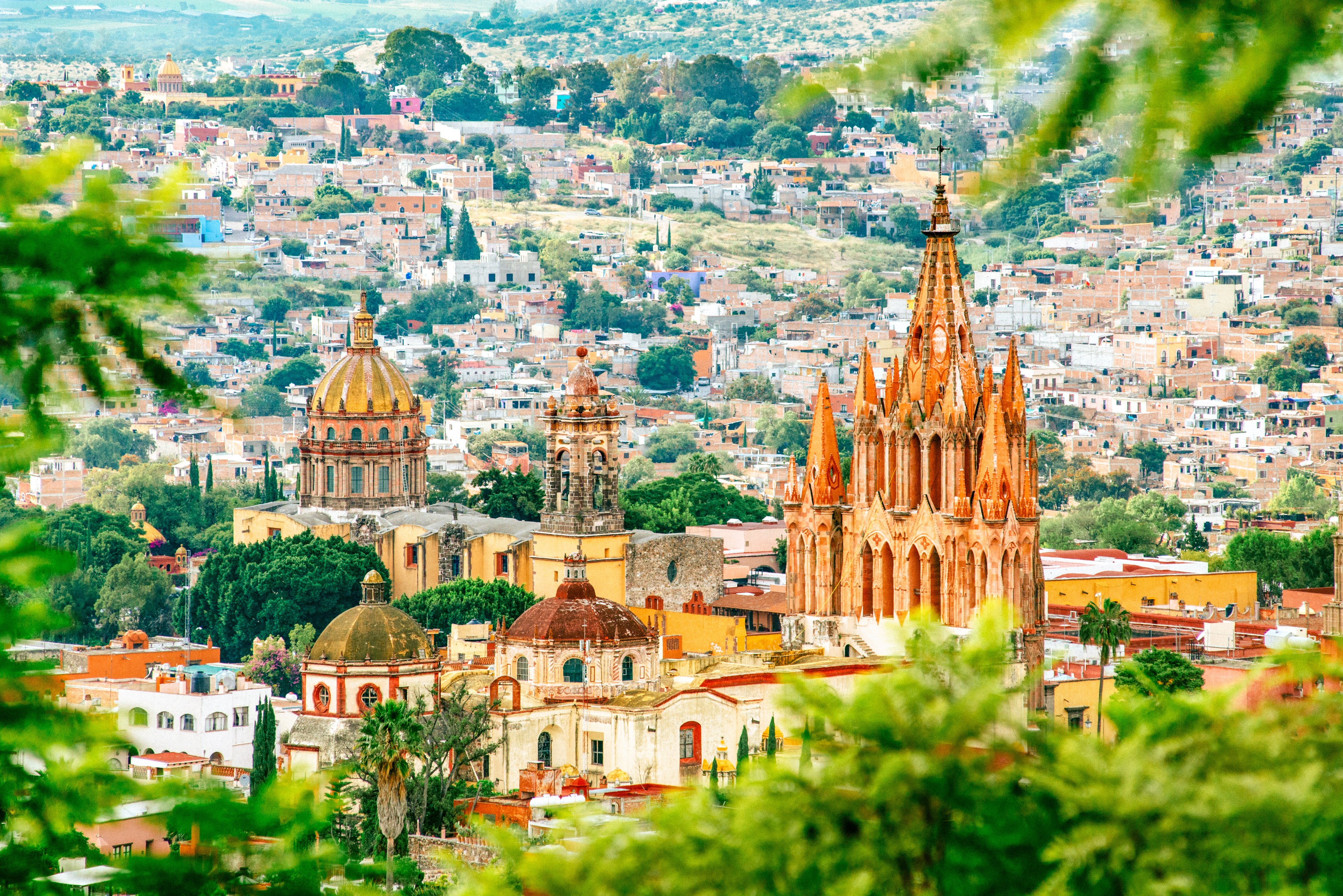 San Miguel de Allende - Baroque Architecture & Artisan Economy