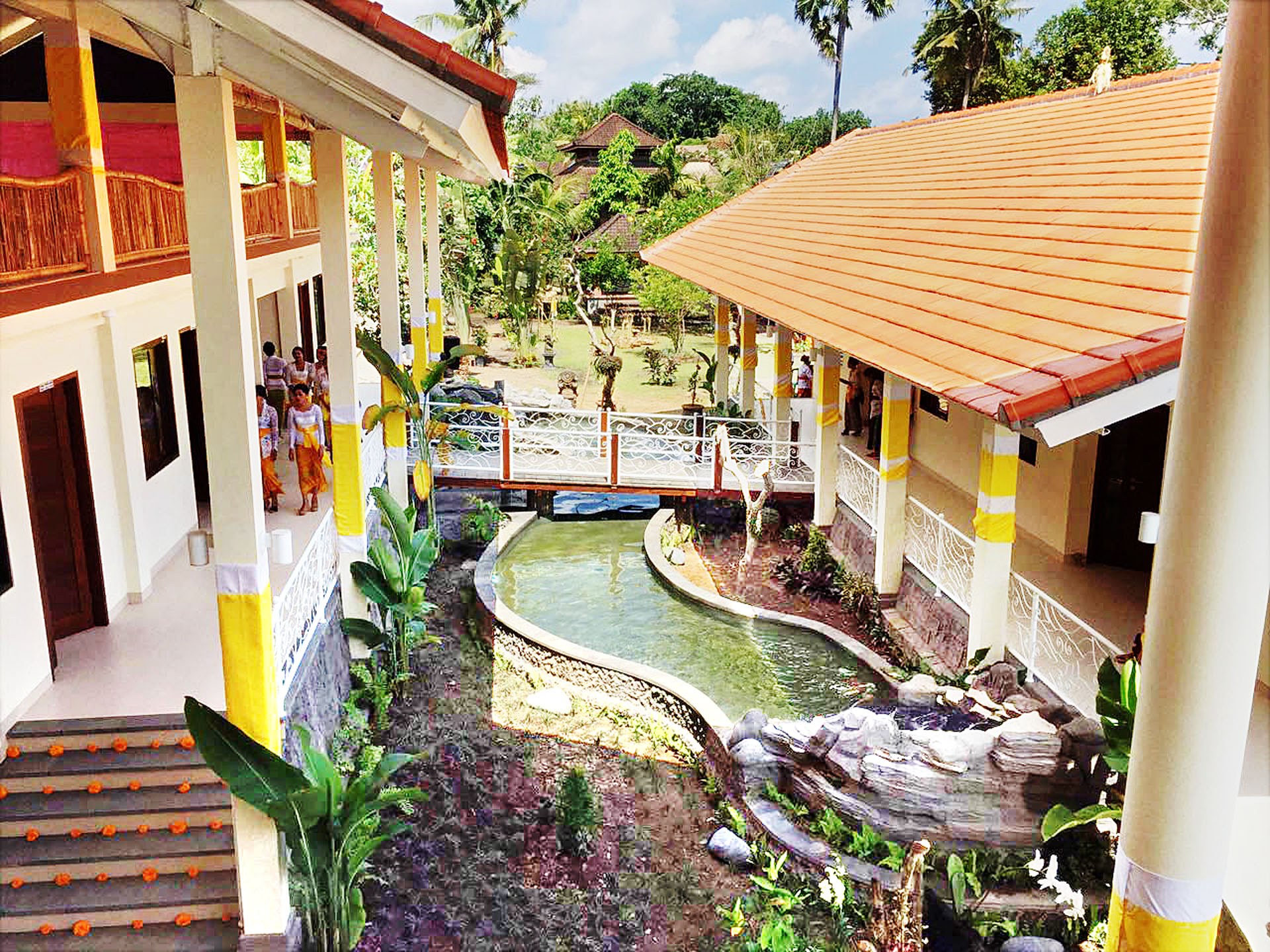 Yayasan Bumi Sehat (Earth Clinic)