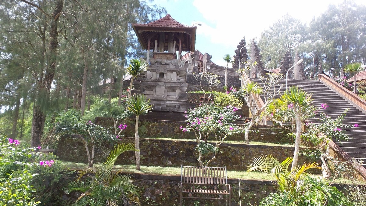 Penulisan Temple Cliff Trek & Archaeological Site