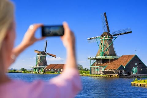 Volendam & Marken Cultural Heritage Route (Expert Guide)