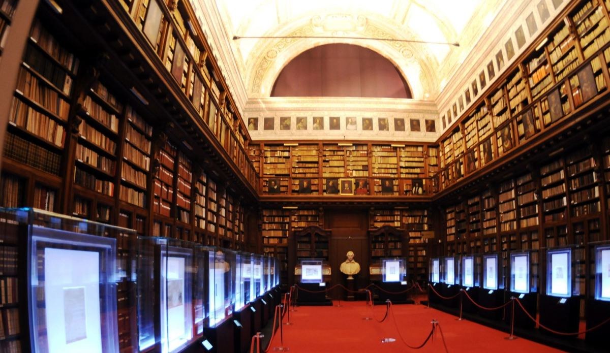 Ambrosiana Gallery and Library