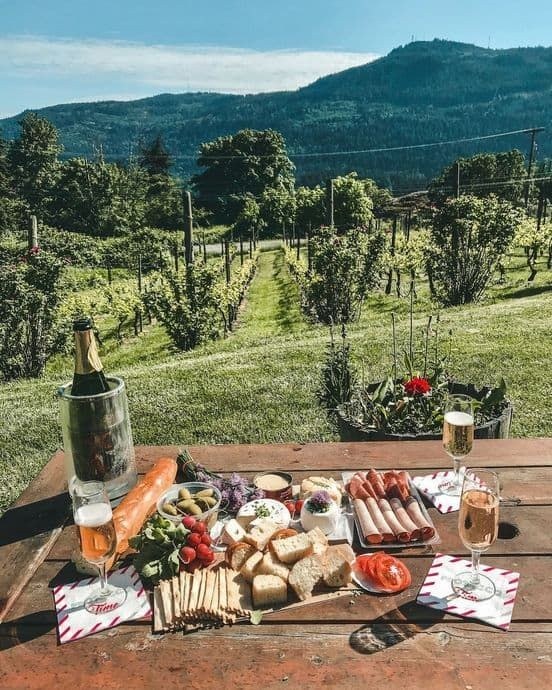 Salt Spring Island Day Trip — Gallery Hopping and Farm-to-Table Dining