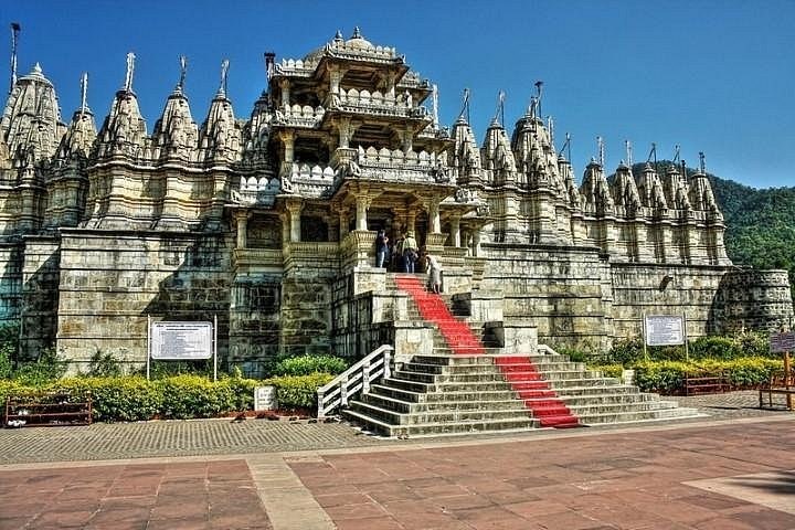 Ranakpur Jain Temple - Architectural Geometry