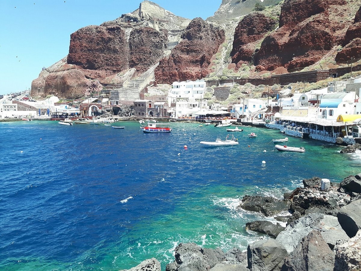 Amoudi Bay Coastal Rock Climbing & Swimming