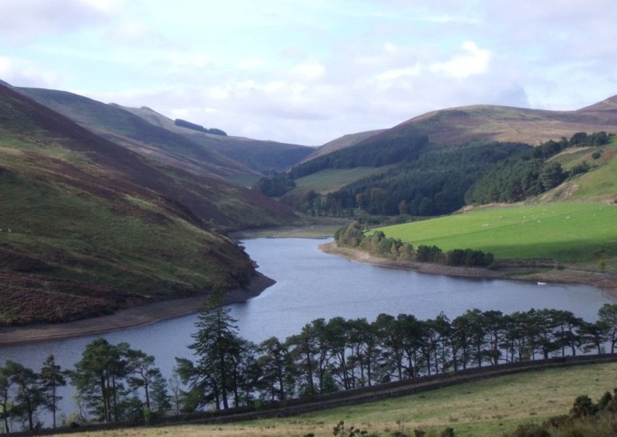 Pentland Hills: Three Brigs & Glencorse Reservoir Walk
