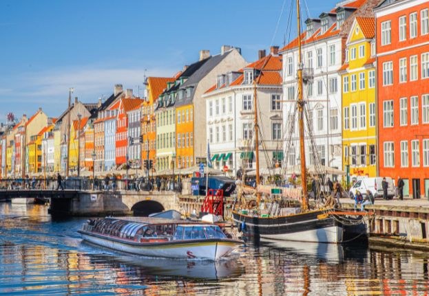 Canal Tours Copenhagen