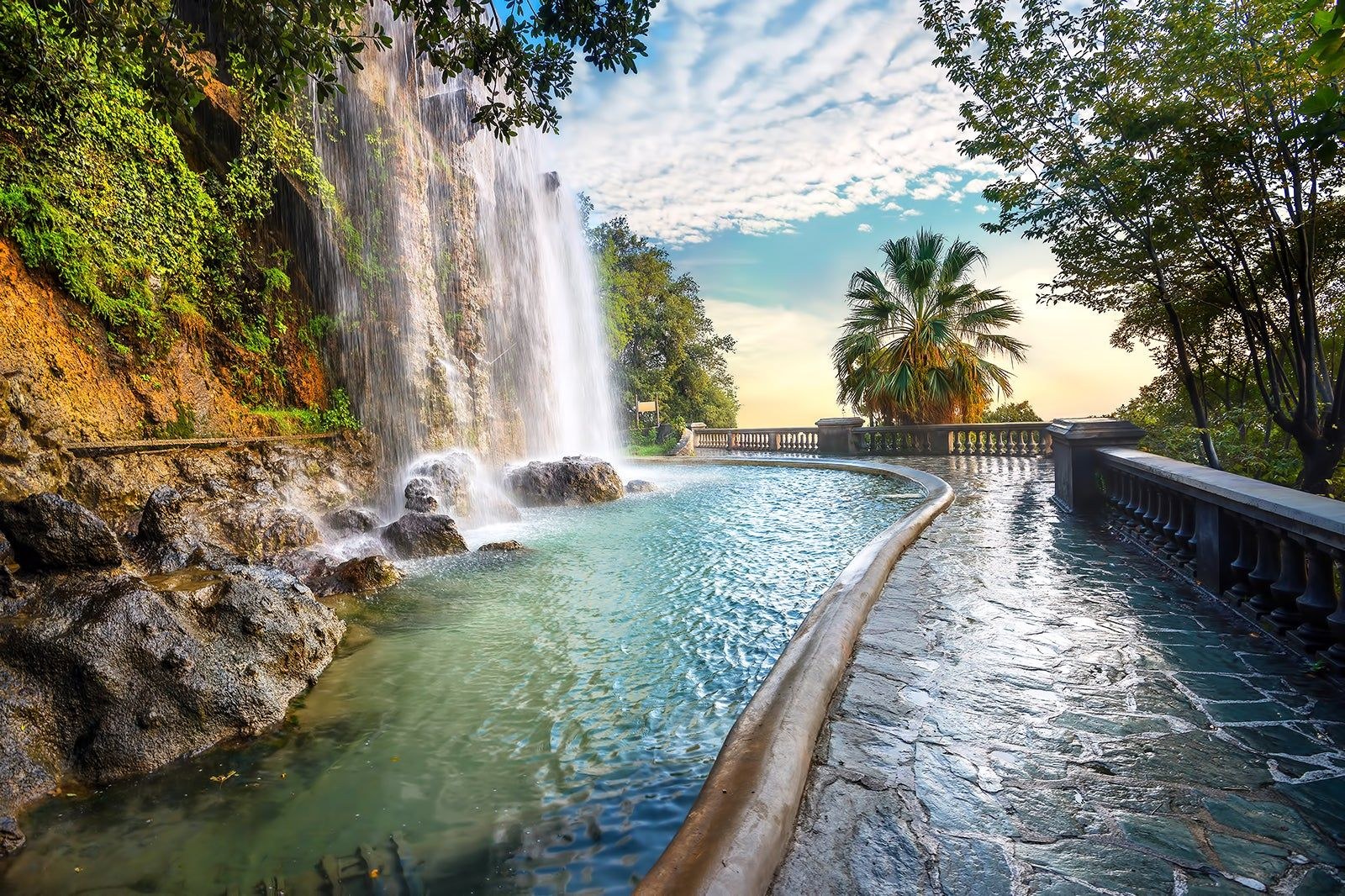 Castle Hill Waterfall