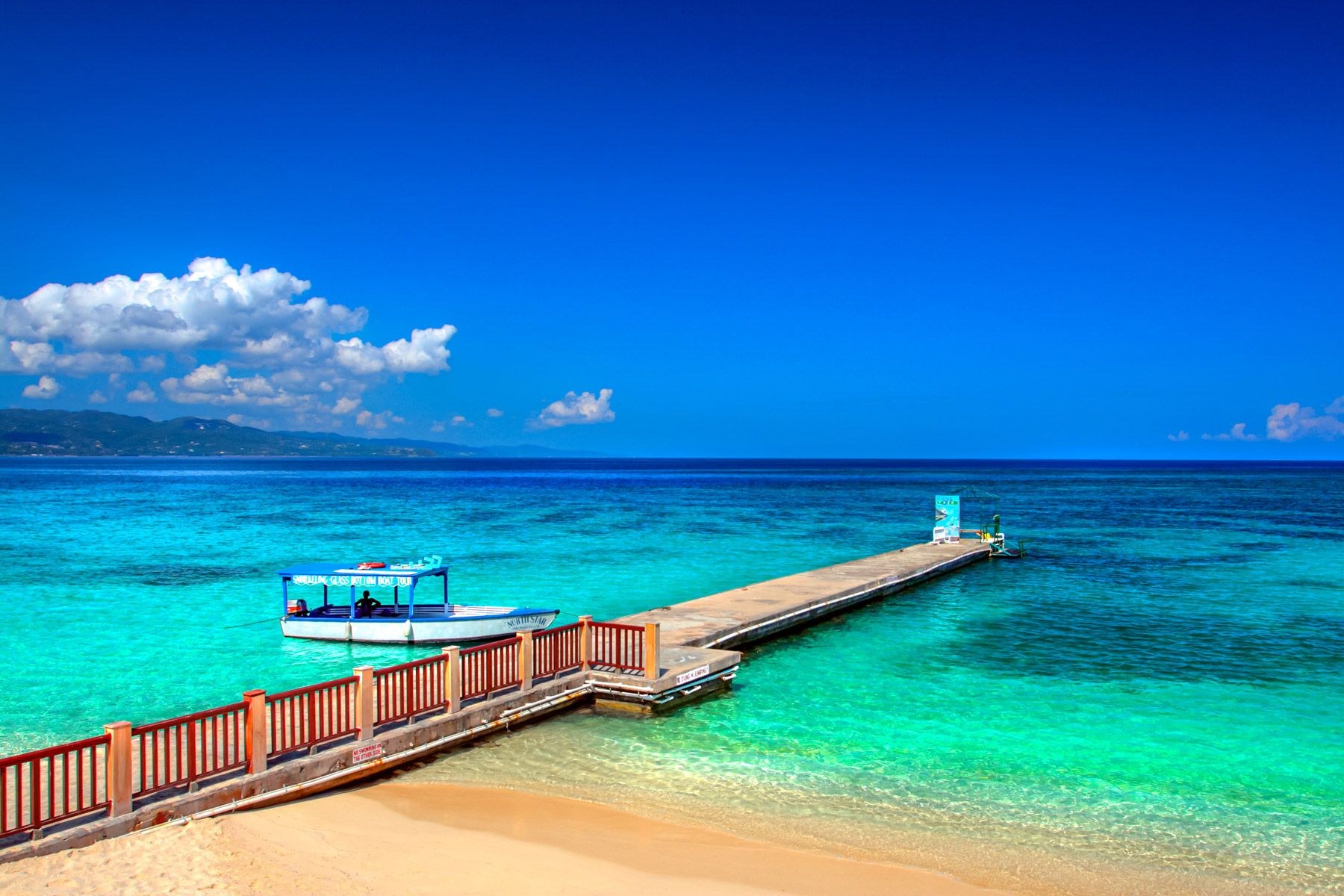 Doctor's Cave Beach