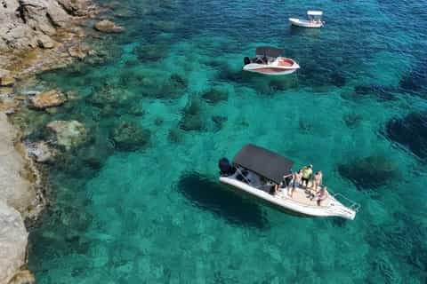 Private Yacht Coastline & Sea Cave Cruise