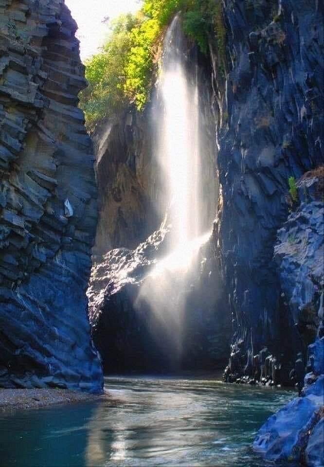 Alcantara Gorge: Private Swim Through Basalt Canyons