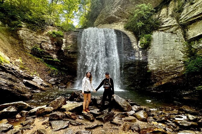 Yoneg Highlands: Private Jeep & Waterfall Trek