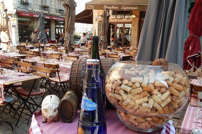 Old Town Yoneg: Private Culinary Walk & Market Tasting