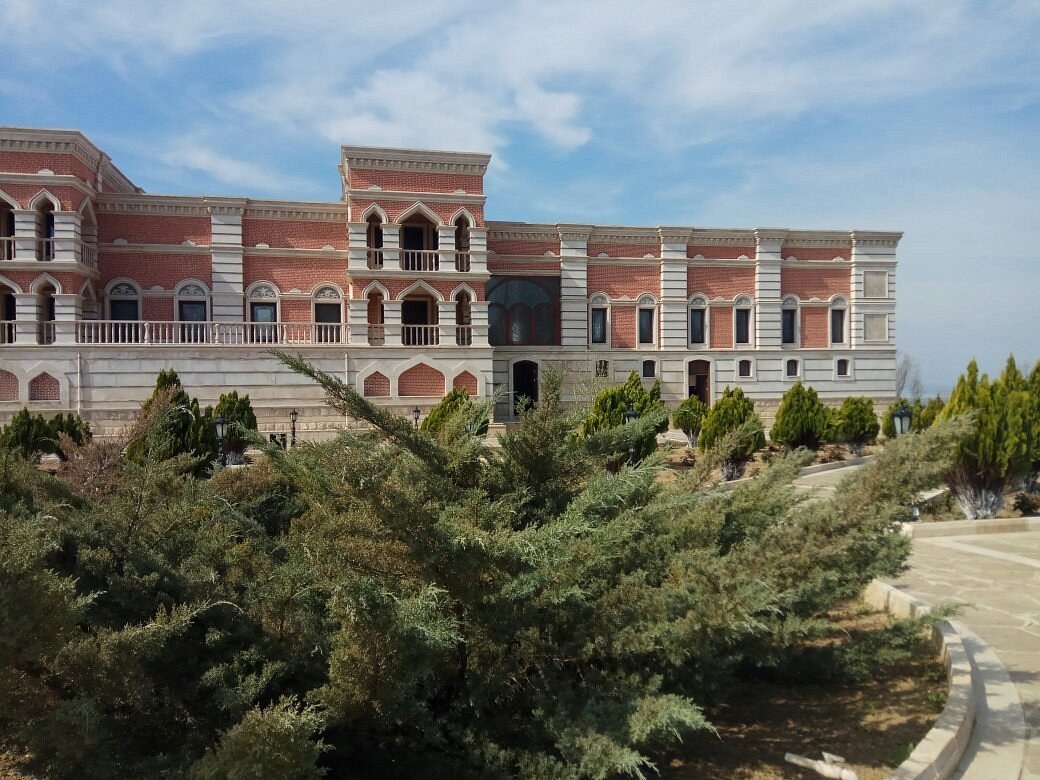 Nakhchivan State Museum & Khan's Palace: Private Curator Tour