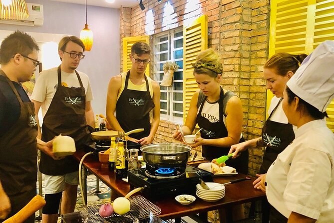 Chef-Led Market Tour & Private Cooking Session
